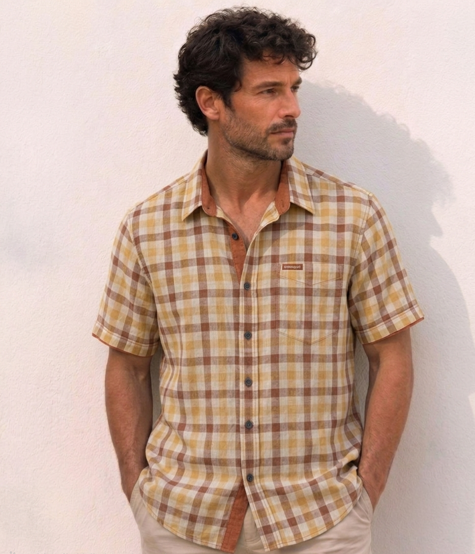 Chemise à Carreaux Beige & Ocre – Édition Estivale