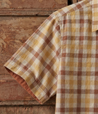 Chemise à Carreaux Beige & Ocre – Édition Estivale
